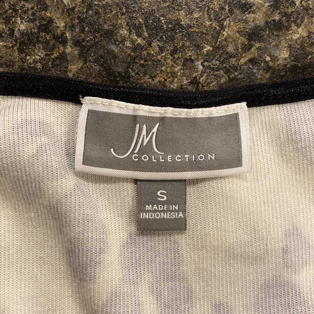 JM Collection Top - Picture 2 of 5